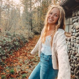 Meet your Posher, Jessica